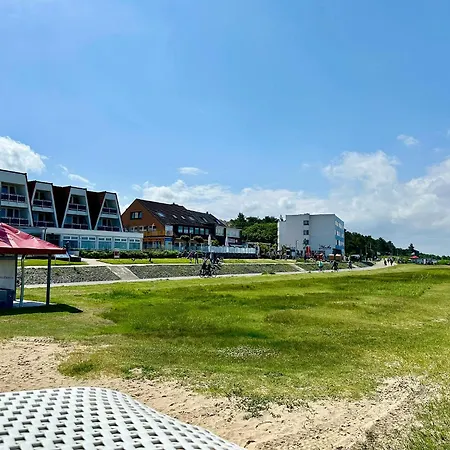 Urlaub Mit Spektakulaerer Aussicht Auf Wattenmeer *